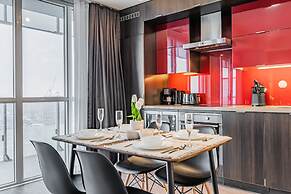 The Bay Suites MTCC CN TOWER