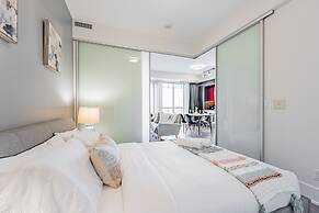 The Bay Suites MTCC CN TOWER