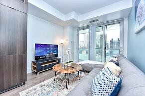 The Bay Suites MTCC CN TOWER