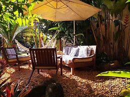 Com Verso e Prosa RePouso e café