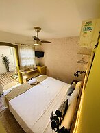 Com Verso e Prosa RePouso e café