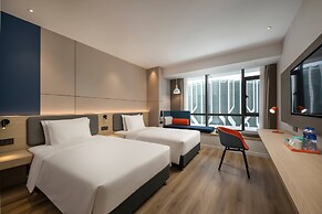 Holiday Inn Express Chongqing Caiyun Lake by IHG