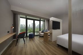Holiday Inn Express Chongqing Caiyun Lake by IHG