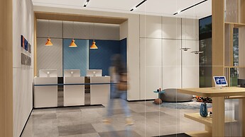 Holiday Inn Express Chongqing Caiyun Lake by IHG