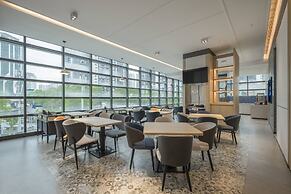 Holiday Inn Express Chongqing Caiyun Lake by IHG