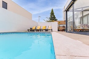 Villa-4bedroom-3bathroom-pool-petfriendly