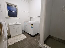 Cozy 3BR - Heat Pump & Wifi & Netflix