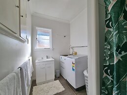 Cozy 3BR - Heat Pump & Wifi & Netflix