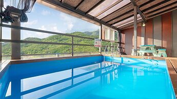 Gyeongju Edis Poolvilla