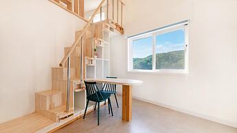 Gyeongju Edis Poolvilla