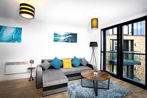 Birmingham City Centre-chinatown-business-leisure