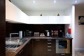 Birmingham City Centre-chinatown-business-leisure