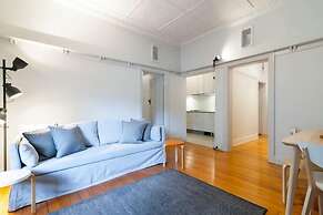 Spacious Art Deco apt. in Darlinghurst