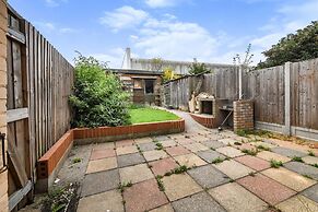 4br-10guests-parking-garden