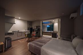 Urban Villa Resort FUKUGI