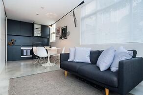 Designer Pad with a View