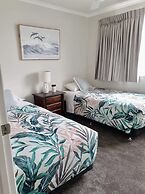 Coral Sea Apartments