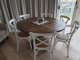 Coral Sea Apartments