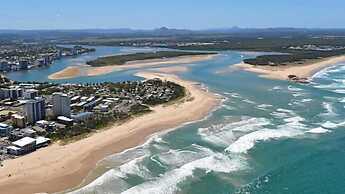 Coral Sea Apartments