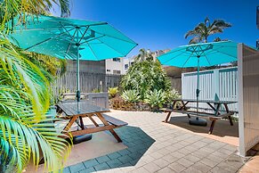 Coral Sea Apartments