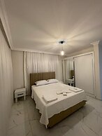 Inviting 4-bed Villa Lina With lux Pool