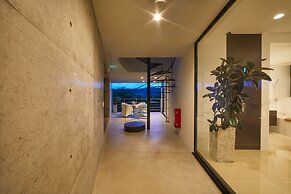 E-horizon Resort Premium sesokoE