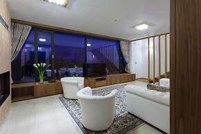 Luxury Villa Eva Pool Whirlpool & Sauna