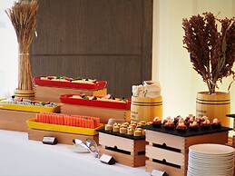 Vignette Collection Guangzhou Xanadu Hotel by IHG