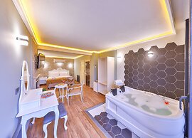 Agva Pieria Luxury Hotel