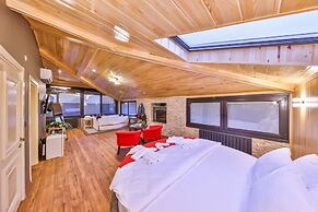 Agva Pieria Luxury Hotel