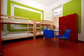 Westend City Hostel GmbH