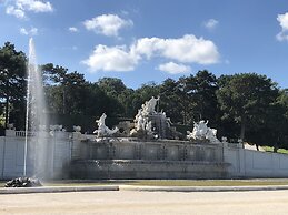 Westend City Hostel GmbH