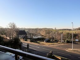 Bryn Min Manton Apartment