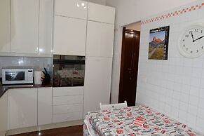 Room-emilio Home Triple Room in our Cozy