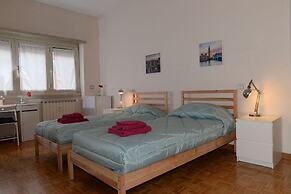 Room in Guest Room - Welcome to our Establishment We Will be Happy to 