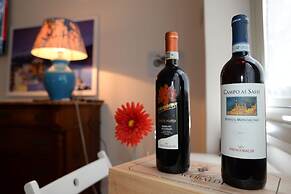 Room in Guest Room - Welcome to our Establishment We Will be Happy to 