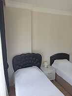 Remarkable 4-bed Villa Tasgin 2 Pools