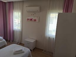 Remarkable 4-bed Villa Tasgin 2 Pools