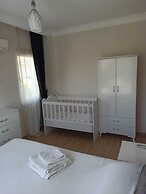 Remarkable 4-bed Villa Tasgin 2 Pools