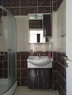 Remarkable 4-bed Villa Tasgin 2 Pools