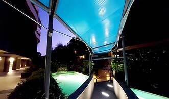 Home Sorbara Luxury Home No01