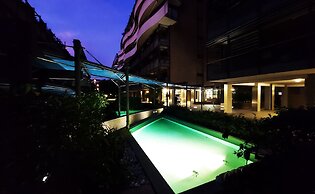 Home Sorbara Luxury Home No01