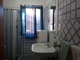 Room in B&B - Sa Domu Sarda - Apartment With Terrace 1