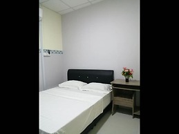 Standard Double Room With Ac in Kuching