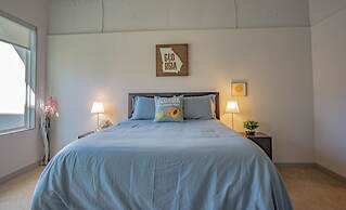 Midtown Fully Furnished Apartments - Great Location 2 Bedroom Apts by 