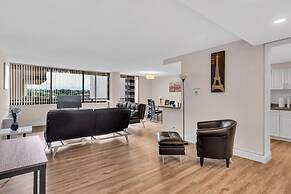 Arlington 2br/2ba Apartment In Crystal City 2 Bedroom Apts by Redawnin