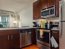 2br Fully Furnished Apartment In Downtown - Great Location 2 Bedroom A