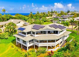 Hale Ohana Nui 5 Bedroom Home by RedAwning