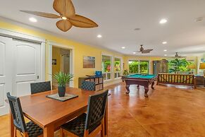 Hale Ohana Nui 5 Bedroom Home by RedAwning