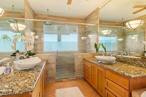 Hale Ohana Nui 5 Bedroom Home by RedAwning